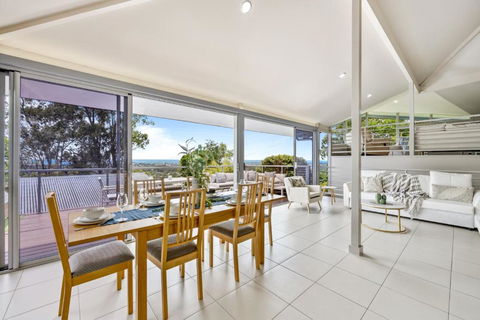 Relax In Buderim - Water Views - Accommodation Asia 2