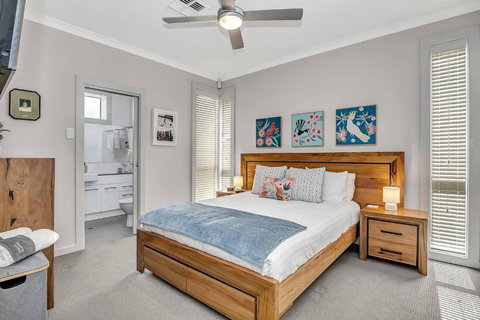 Relaxing Getaway Steps From Grange Beach - Accommodation Asia 3