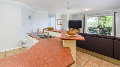 Resort Style Unit Across From The Water - Accommodation Asia 2