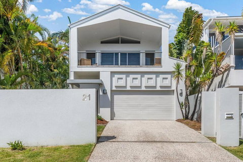 Retreat In The Heart Of Alex - 3BR Sleeps 11, Pool - Accommodation China 0