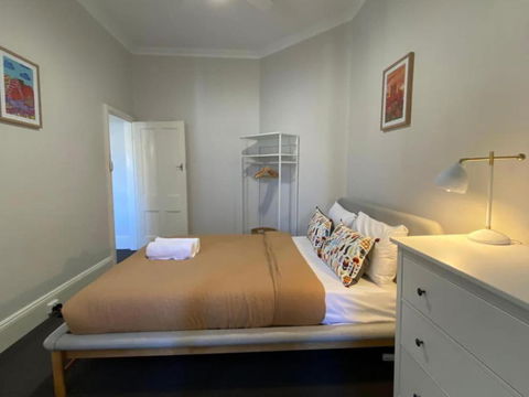 Retro Apt 6 Mins To Victoria Quay - Accommodation Asia 2