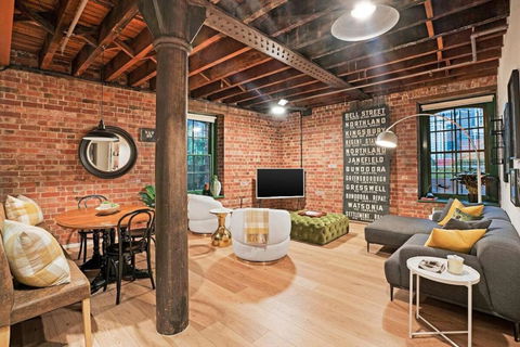 Retro Meets Industrial At Heritage Bond Store - Accommodation Asia 0