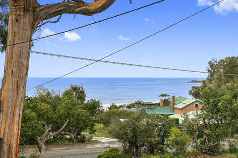 Retro Retreat - Accommodation Asia 2