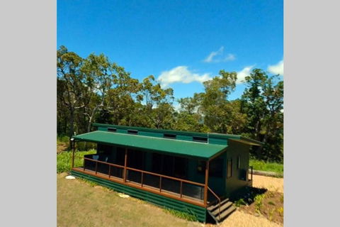 Ridge Cabin - Stunning Views - 5km From Neighbours - Accommodation Asia 0