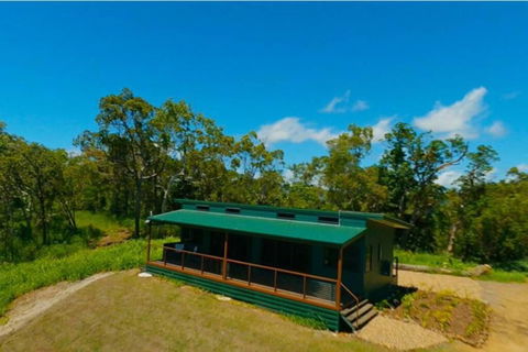 Ridge Cabin - Stunning Views - 5km From Neighbours - Accommodation Asia 1