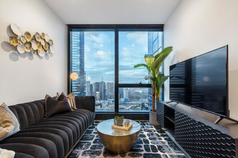 Ritzy Apartment In Iconic Australia 108 With Views - Accommodation Asia 1