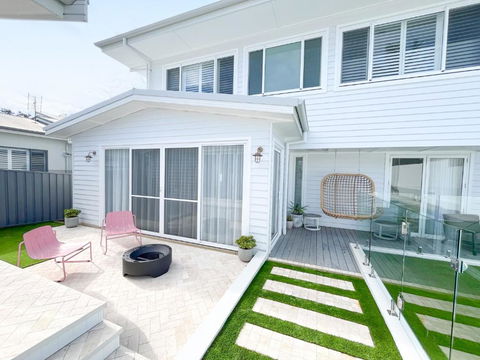 Riva House - Accommodation Asia 1