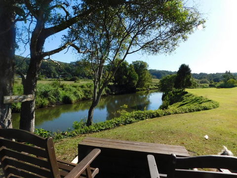 Riverbend Cottage Cabin - Little Heaven - Accommodation Asia 0