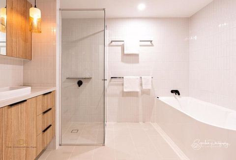 RIVERFRONT BREEZE @ The Cosmopolitan Unit10307 - Accommodation Asia 3