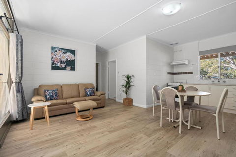 Riversands Rest Accommodation Paringa - Willow Cottage - Accommodation Asia 2