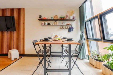 Riverside Apartment Melbourne CBD - Accommodation Guide 2