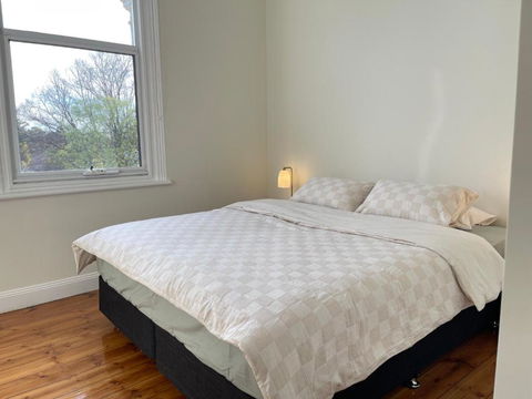 Riverside Hotel - Accommodation Asia 0