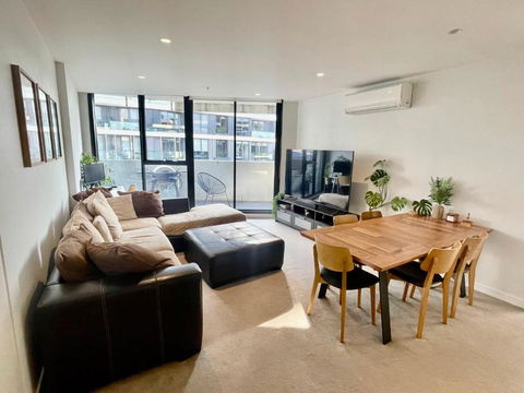 Riverside Retreat - Accommodation China 0