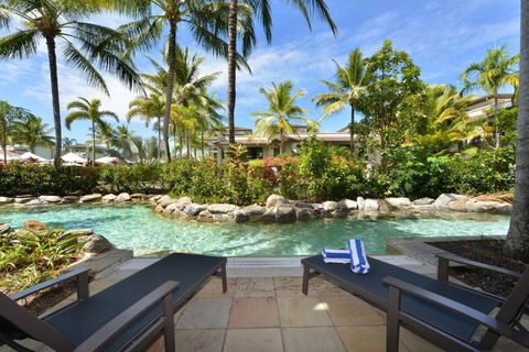 Resort-style Swim Out - A True Tropical Oasis - Accommodation China 0