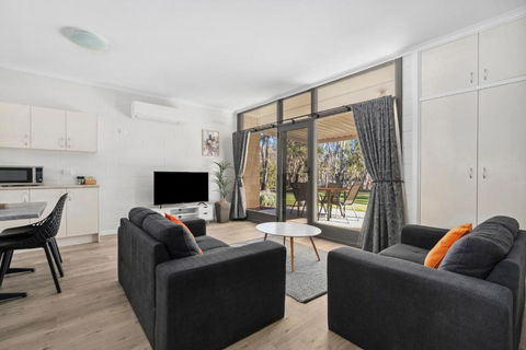 Riversands Rest Accommodation Paringa - Tea Tree Cottage - Accommodation Asia 2