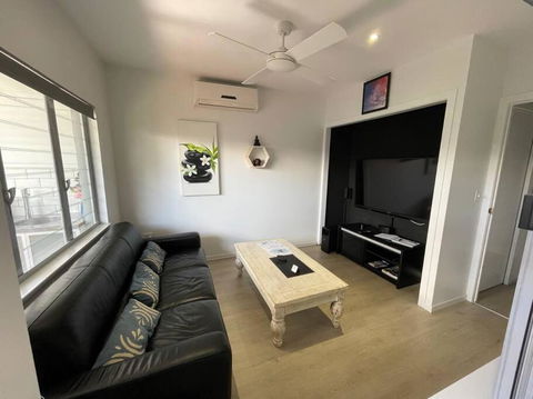 Relax At Trinity Beach Getaway, Blue Lagoon, Trinity Beach - Accommodation Guide 2