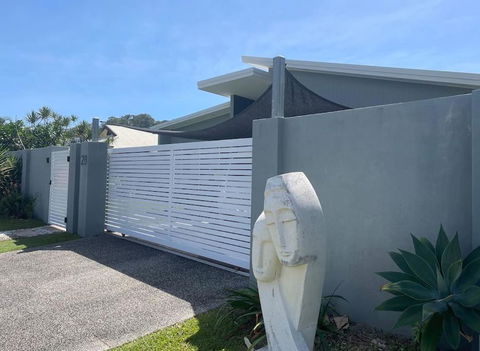 Relax At Trinity Beach Getaway, Blue Lagoon, Trinity Beach - Accommodation Guide 1
