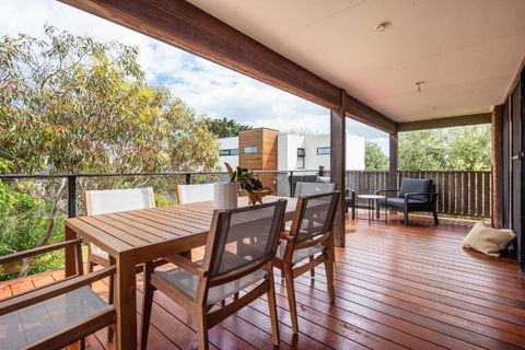 Safety Beach Abode Walk To The Beach - Accommodation Guide 0