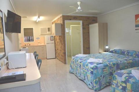Rover Motel - Accommodation Guide 2