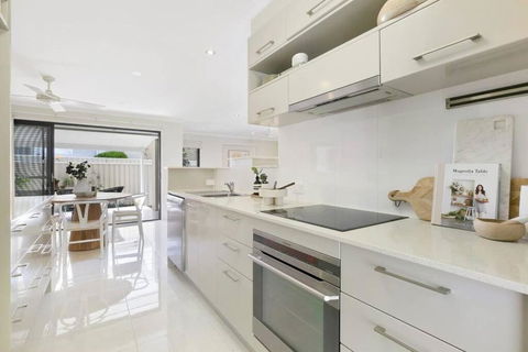 Riviera Road Miami - 4BRM Dual Villa - Accommodation Asia 2