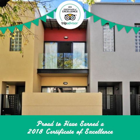 RNR Sturt Holiday Home - Accommodation Guide 1