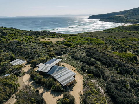 Roaring Beach House - Accommodation Asia 2