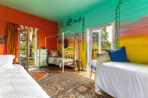 Robbie Burns Hotel Wyndham - Accommodation Asia 1