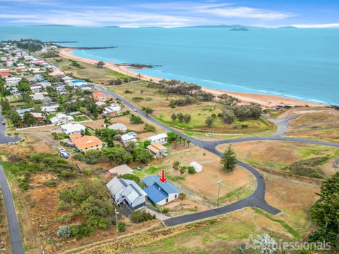 Rocky Retreat At Emu Park - Accommodation Guide 0