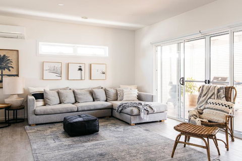 Romantic Retreat In Mornington Peninsula Heartland - Accommodation Guide 0