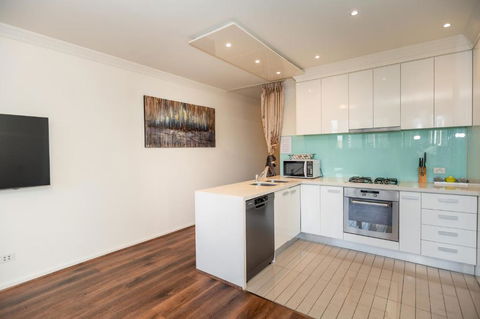 Rome Sky Villa - Accommodation Guide 3