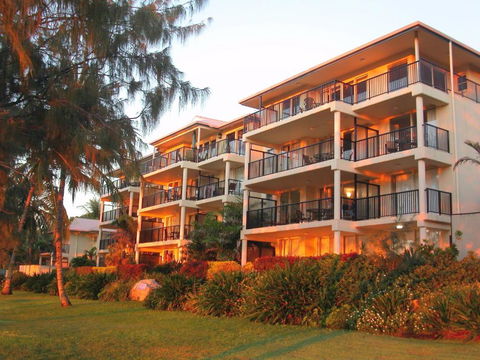 Rose Bay Resort - Accommodation Asia 0