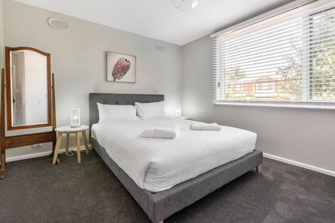 Rosewood Lodge - Cottage Charm Off High Street - Accommodation Asia 2