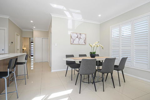 Rousehill Sweet Spacious 4BR Quiet House - Accommodation Asia 1