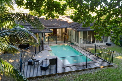 Roya On Mission - Beachfront - Wongaling - Family - Accommodation Asia 0