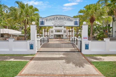 Royal Palm Villas - Accommodation Asia 2