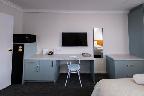Roydons Motor Inn - Accommodation Guide 3