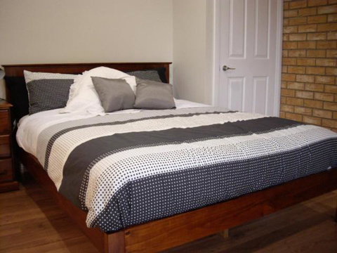 Ruby Rose - Accommodation Asia 2