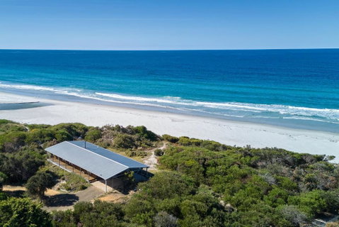 Rustic By The Sea ~ A Timeless Holiday Retreat! - Accommodation Guide 0