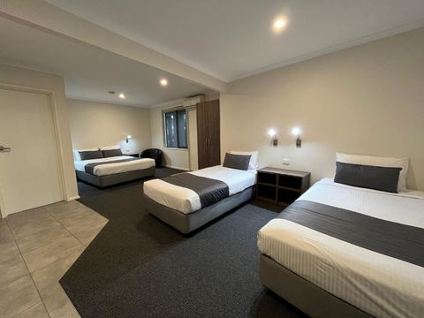 Ryley Motor Inn - Accommodation Guide 1