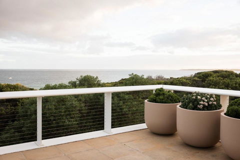 Sagres Queenscliff - Luxury House By The Beach - Accommodation Asia 3