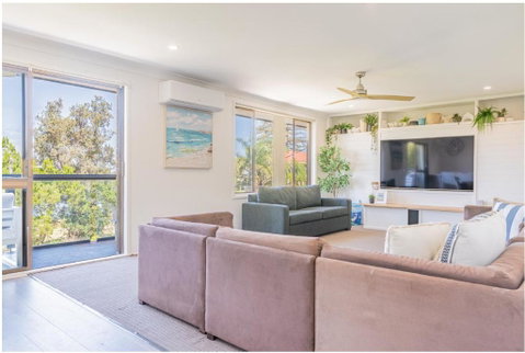 Salt & Sand Getaway - Accommodation Guide 2
