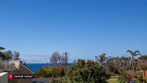 Salt Water Villa Bermagui Four Bedroom Central Location With Wifi - Accommodation Asia 1