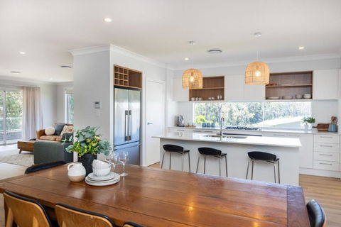 Saltwood - Accommodation Asia 1