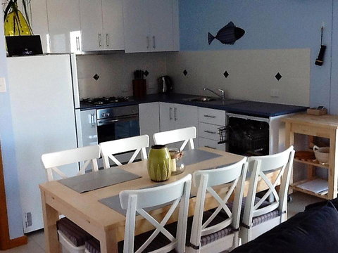 Salty Air Apartments Kingscote Kangaroo Island - Accommodation China 1