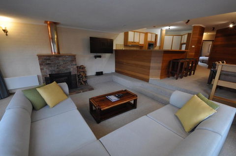 Salzburg Apartments - Accommodation Guide 1