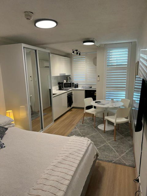 Sam The Central Studio - Accommodation Guide 0