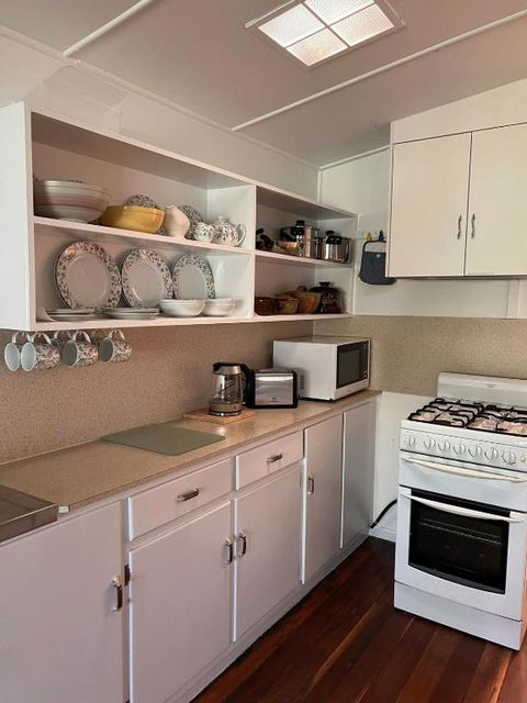 Samantha - Accommodation China 1