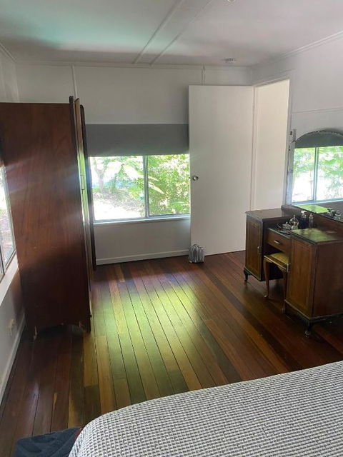 Samantha - Accommodation China 2