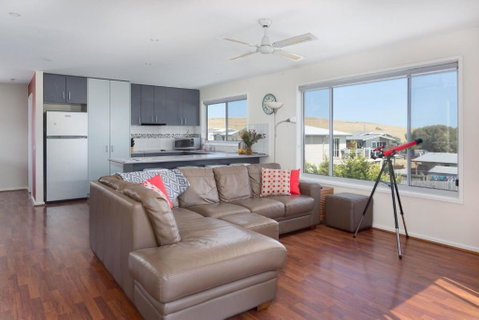 San Remo Views - Accommodation Guide 0