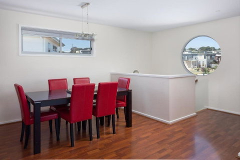 San Remo Views - Accommodation Guide 2